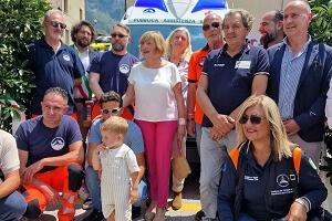 Inaugurazione di una nuova ambulanza 4x4 per la Pubblica Assistenza di Stazzema
