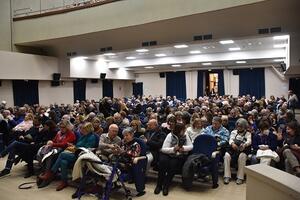 Boom di abbonati e di spettatori al teatro comunale di Pietrasanta