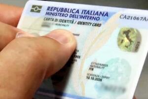 Rilascio documenti e carte d&#039;identità, il Comune di Camaiore esenta i cittadini dal pagamento dei diritti di segreteria