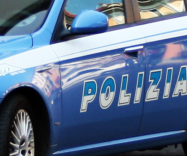 Arrestato 40enne italiano per spaccio di stupefacenti, rapina, ricettazione e resistenza a pubblico ufficiale