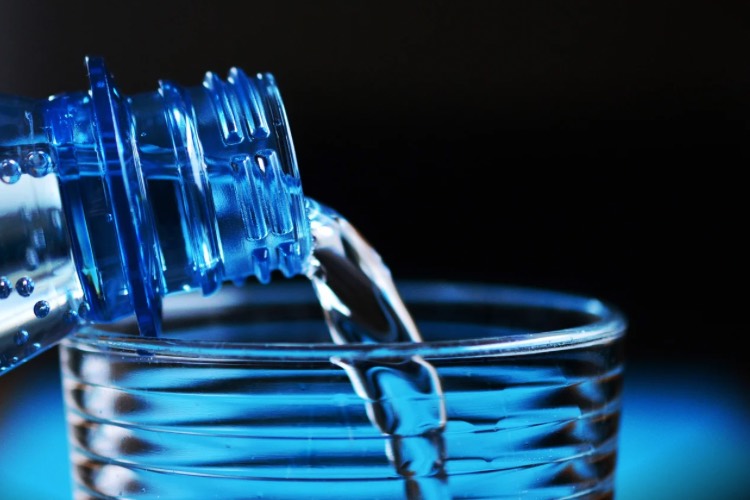 Acqua minerale 