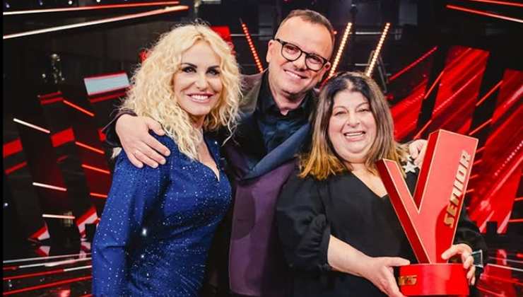 Antonella Clerici e Gigi D'Alessio a The Voice Senior - lagazzettadiviareggio.it - 20250513
