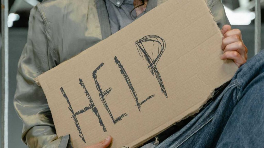Famiglie in difficoltà, sospensione dell'assegno di inclusione - lagazzettadiviareggio.it - 20250505