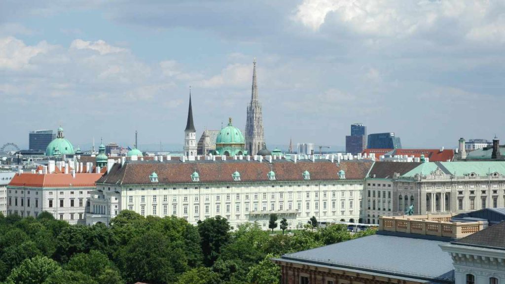 Vienna ha una _gemella_ in Italia - lagazzettadiviareggio.it - 20250502