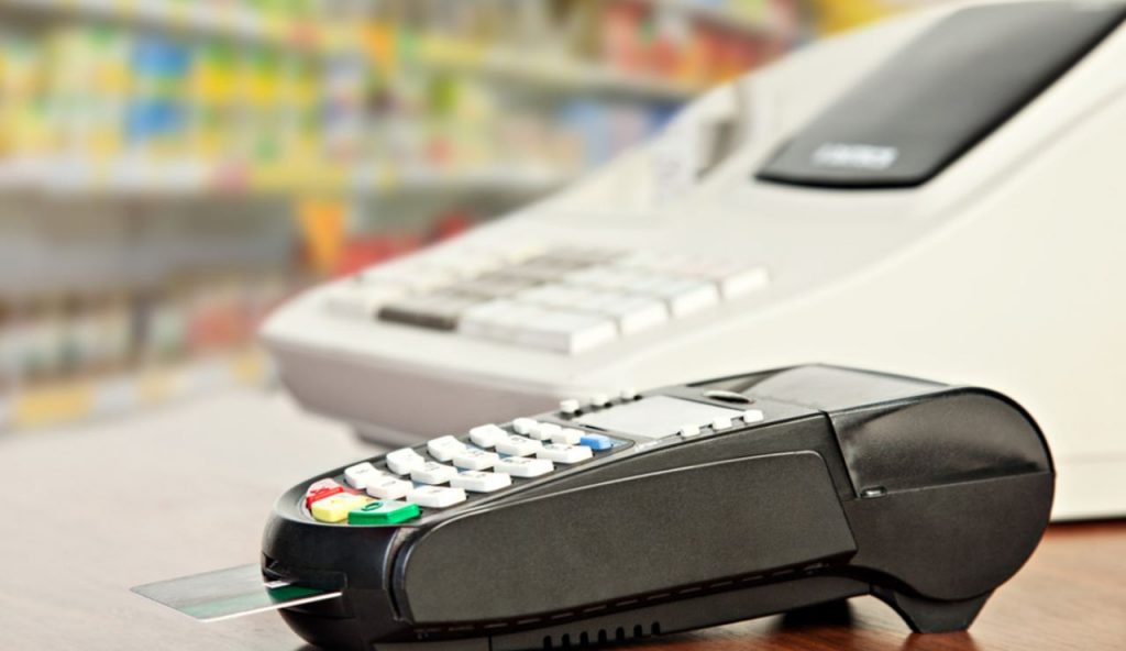 Si pagherà solo con il bancomat
