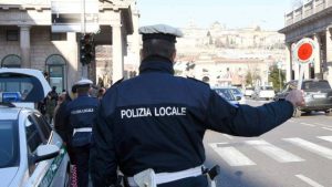 Arrivano i giorni alterni sull'uso delle auto
