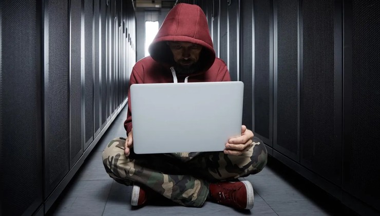Gli hacker russi attaccano le banche