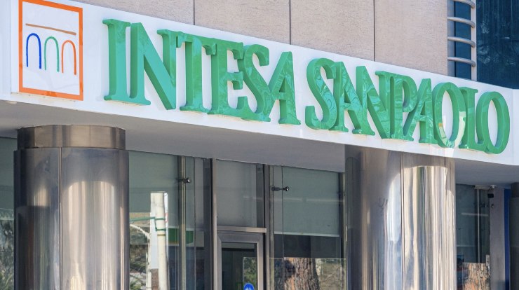 Intesa San Paolo avverte i clienti
