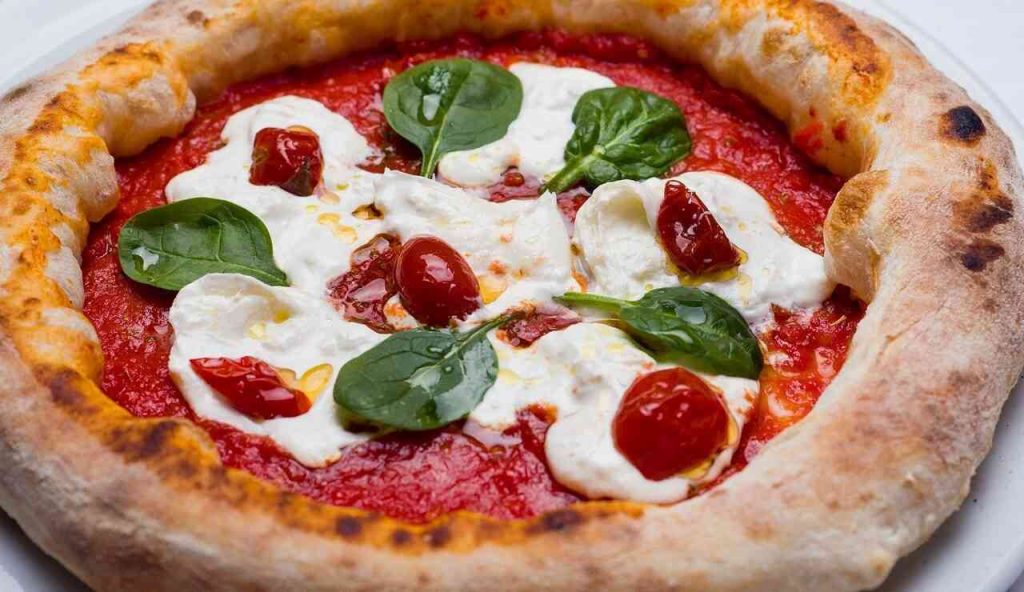 Una bella pizza napoletana