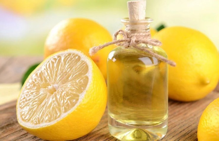 Aceto e limone ideali per i pavimenti