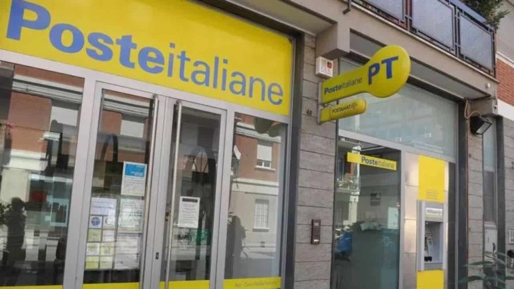 Poste Italiane rivoluziona tutto