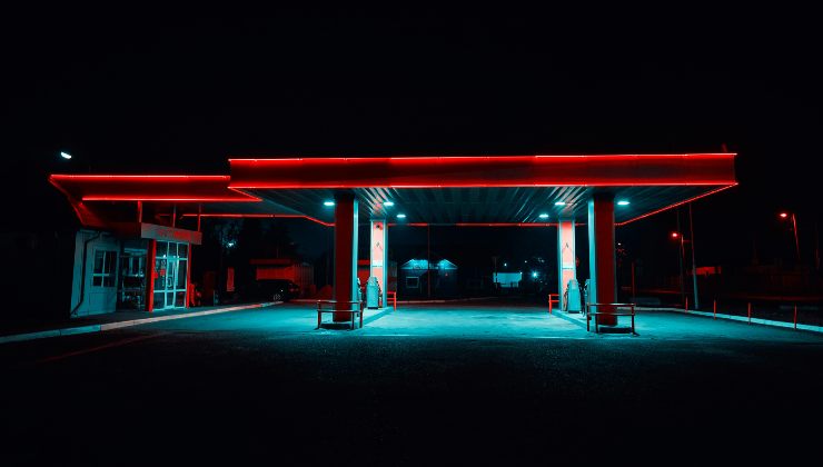 Benzina, come fare rifornimento obbligatorio - lagazzettadiviareggio.it - 20250725