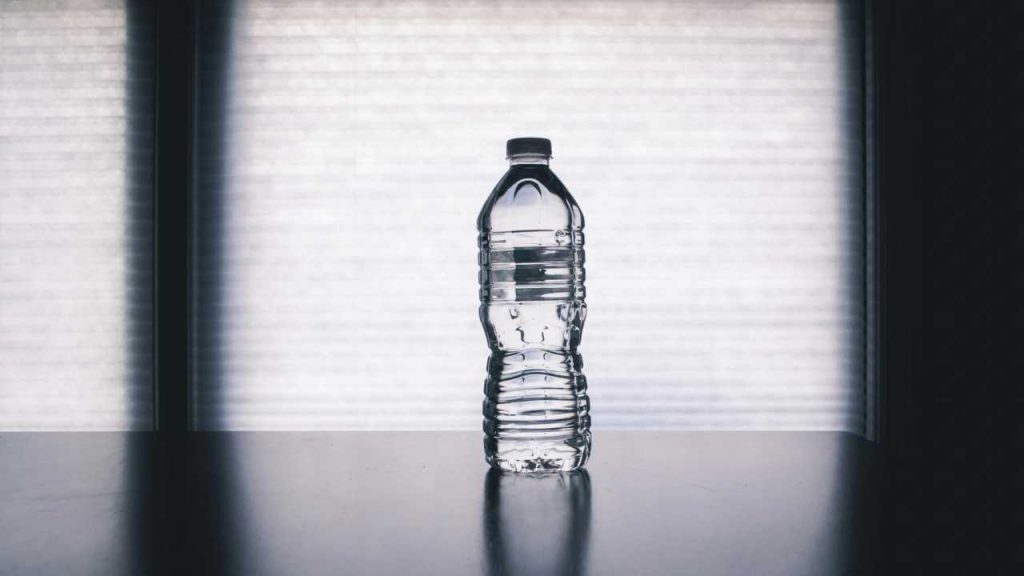 Non buttare più le bottiglie di plastica - lagazzettadiviareggio.it -20250722