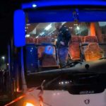 Il pullman dove viaggiava l'autista ucciso da un sasso